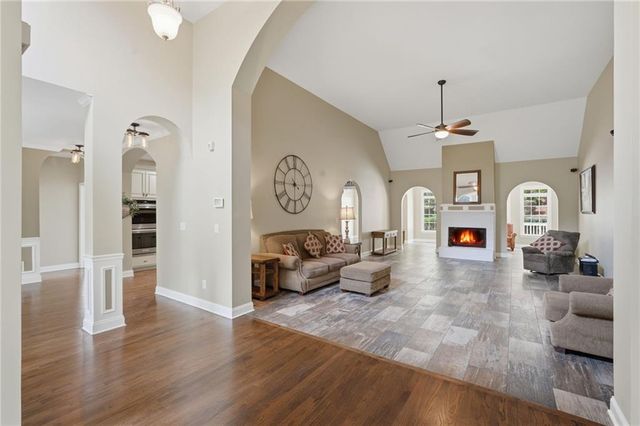 2723 Clearwater Springs Road, Buford, GA 30519