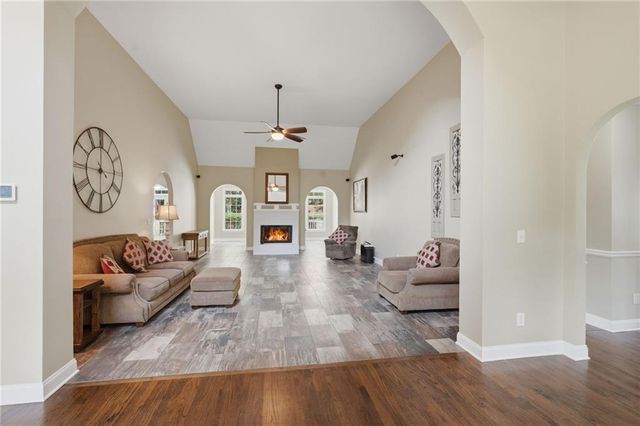 2723 Clearwater Springs Road, Buford, GA 30519