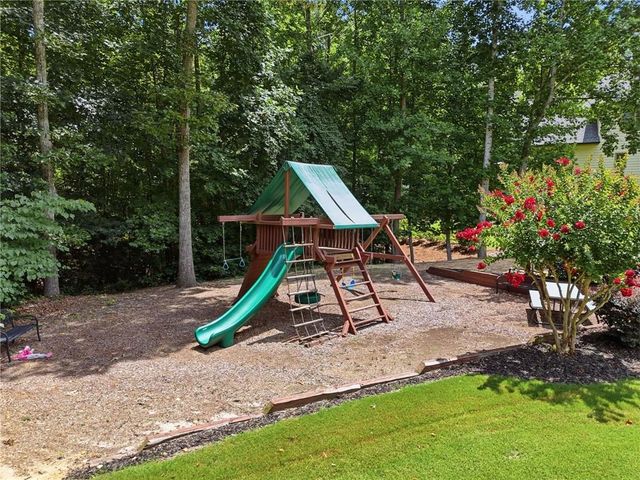 2723 Clearwater Springs Road, Buford, GA 30519
