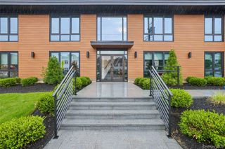 325 Manville Road 201, Pleasantville, NY 10570