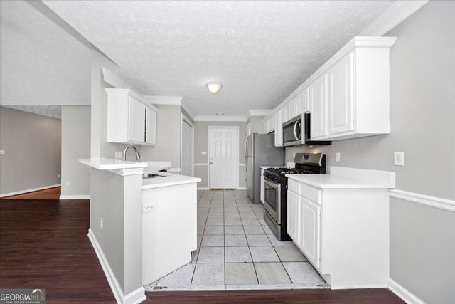 1129 Olde Hinge Way, Snellville, GA 30078