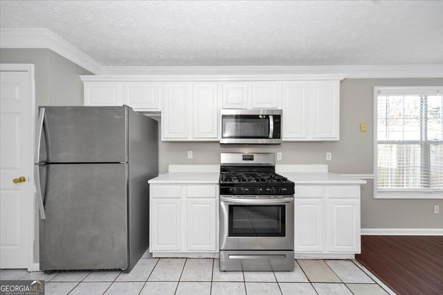1129 Olde Hinge Way, Snellville, GA 30078