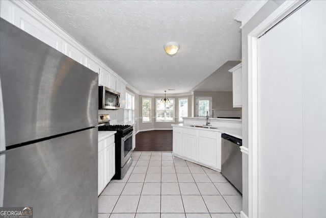 1129 Olde Hinge Way, Snellville, GA 30078
