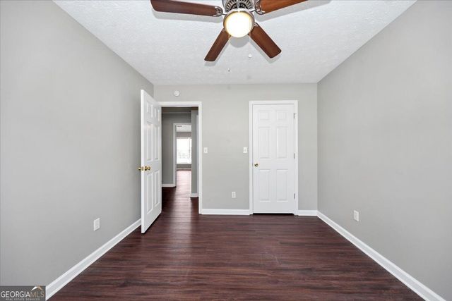 1129 Olde Hinge Way, Snellville, GA 30078