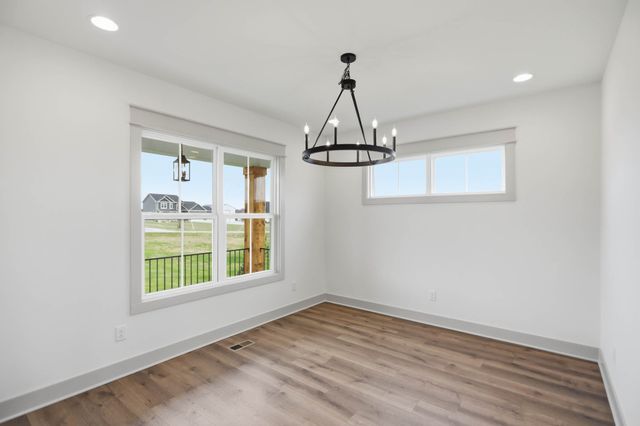 5127 Starks Rd, Cross Plains, TN 37049