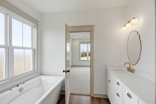 5127 Starks Rd, Cross Plains, TN 37049