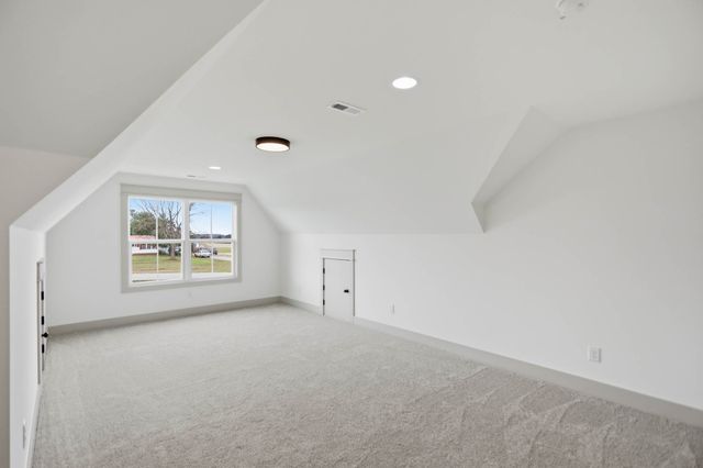 5127 Starks Rd, Cross Plains, TN 37049