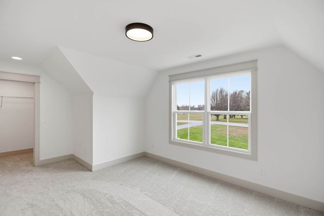 5127 Starks Rd, Cross Plains, TN 37049