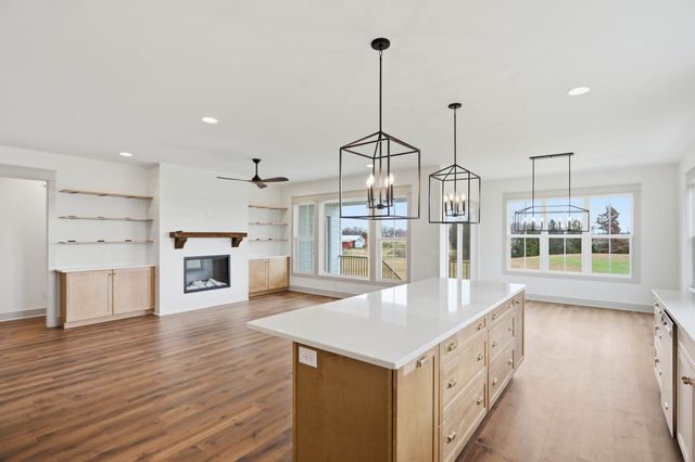 5127 Starks Rd, Cross Plains, TN 37049