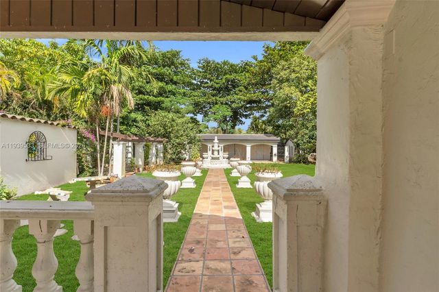 11835 SW 47th St, Miami, FL 33175