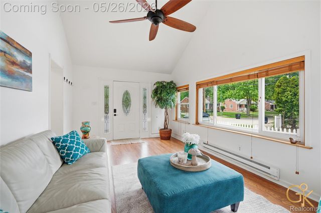 27564 W Chicago Street, Livonia, MI 48150