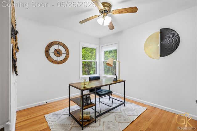 27564 W Chicago Street, Livonia, MI 48150