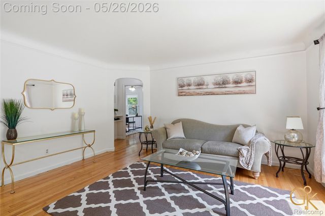 27564 W Chicago Street, Livonia, MI 48150