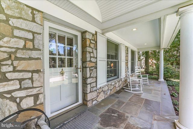634 KNOX RD, Wayne, PA 19087