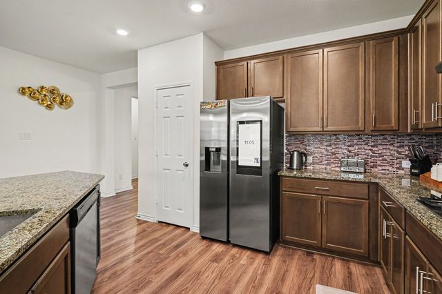 8825 Landergin Mesa Drive, Fort Worth, TX 76131