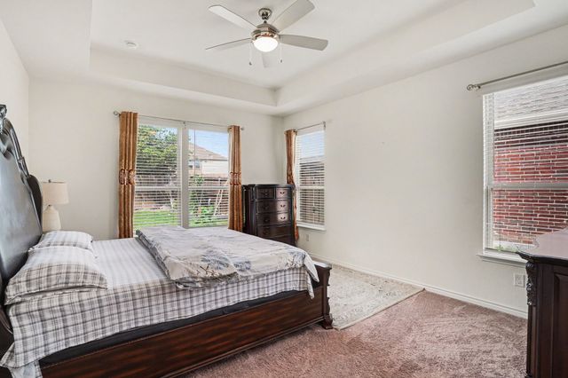 8825 Landergin Mesa Drive, Fort Worth, TX 76131