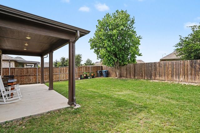 8825 Landergin Mesa Drive, Fort Worth, TX 76131