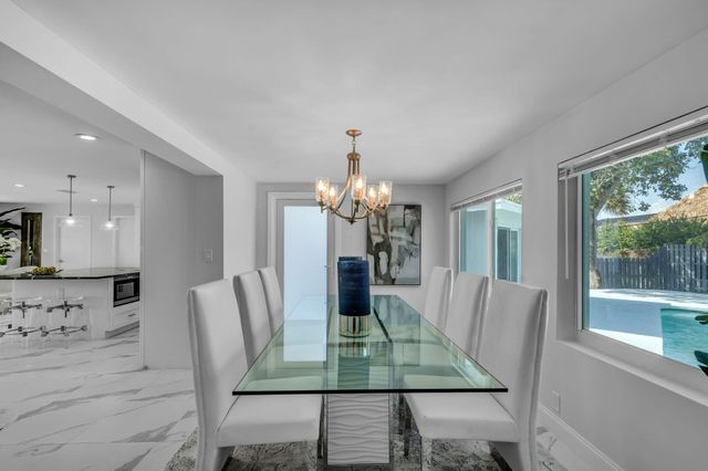 465 NW 11th St Street, Boca Raton, FL 33432