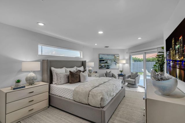 465 NW 11th St Street, Boca Raton, FL 33432