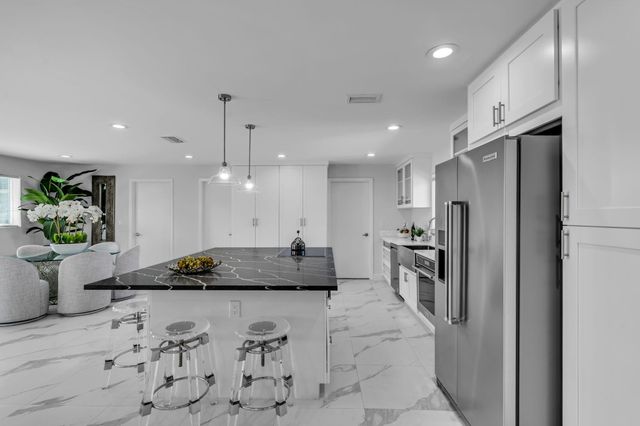 465 NW 11th St Street, Boca Raton, FL 33432