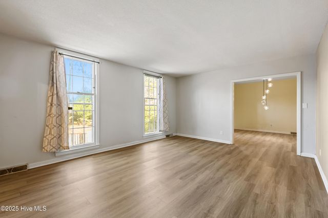 4416 Mockingbird Lane, Wilmington, NC 28409