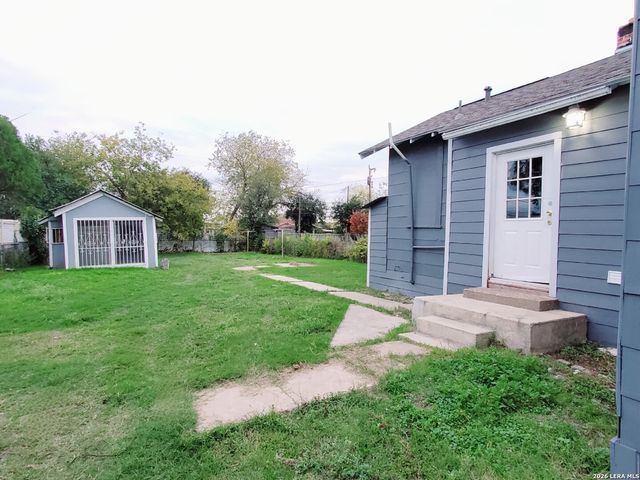 2318 RUIZ ST, San Antonio, TX 78207