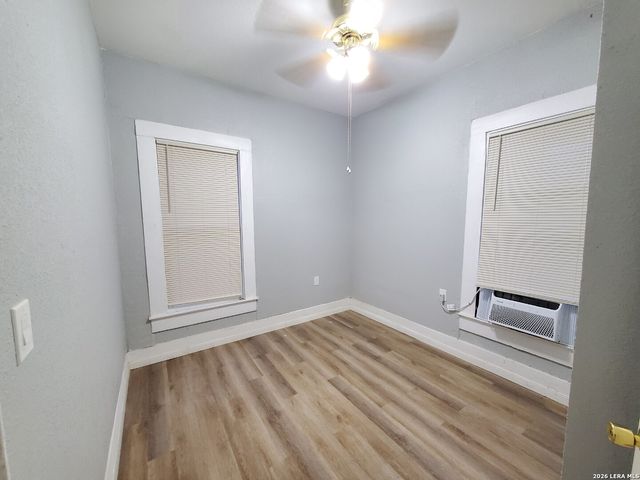 2318 RUIZ ST, San Antonio, TX 78207