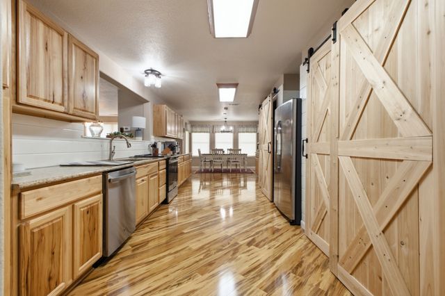 1700 Cedar Valley Rd, Sweetwater, TN 37874