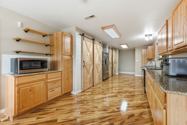 1700 Cedar Valley Rd, Sweetwater, TN 37874