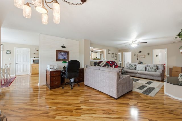 1700 Cedar Valley Rd, Sweetwater, TN 37874