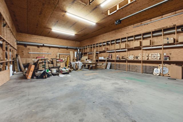 1700 Cedar Valley Rd, Sweetwater, TN 37874