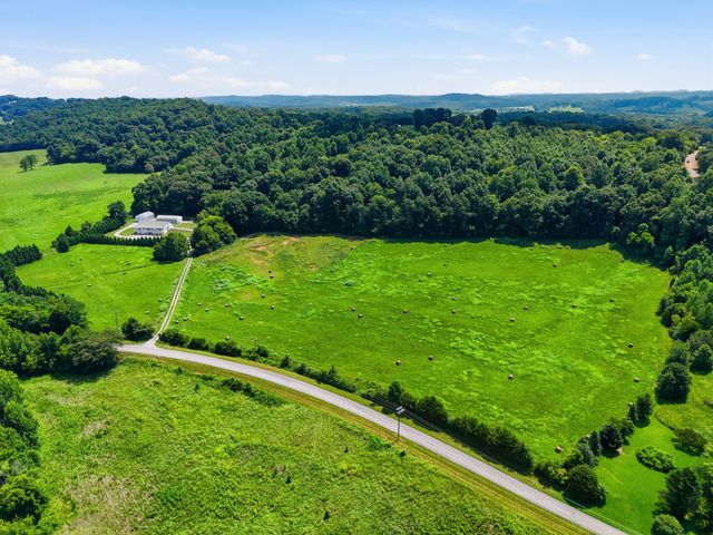 1700 Cedar Valley Rd, Sweetwater, TN 37874