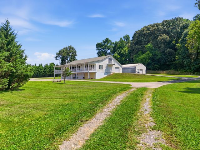 1700 Cedar Valley Rd, Sweetwater, TN 37874
