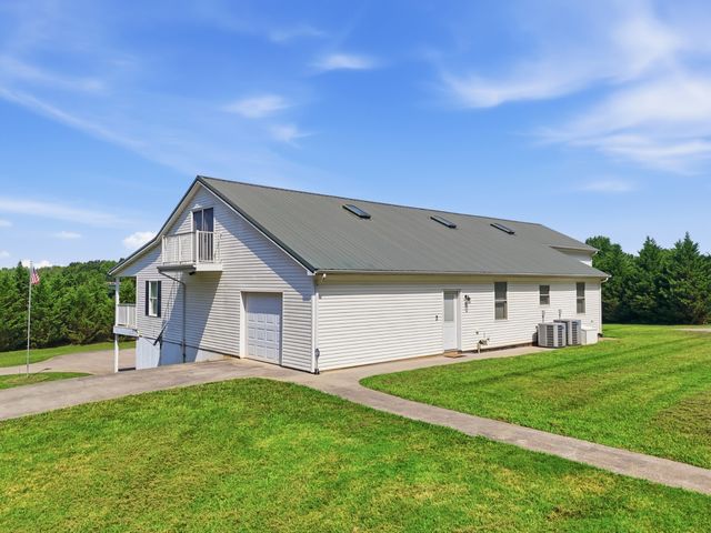 1700 Cedar Valley Rd, Sweetwater, TN 37874