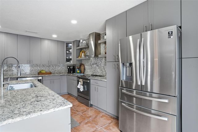 30902 TEMPLE STAND AVENUE, Wesley Chapel, FL 33543