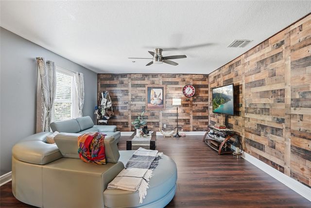 30902 TEMPLE STAND AVENUE, Wesley Chapel, FL 33543