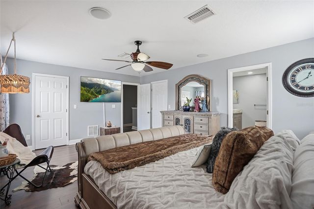 30902 TEMPLE STAND AVENUE, Wesley Chapel, FL 33543