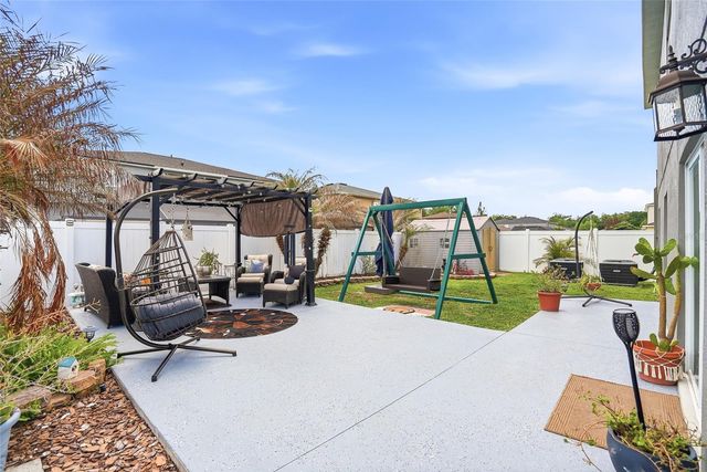 30902 TEMPLE STAND AVENUE, Wesley Chapel, FL 33543