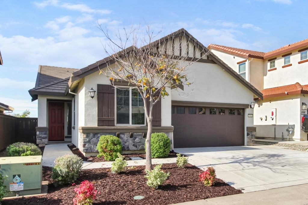3762 Rockdale Dr, Rancho Cordova, CA 95742
