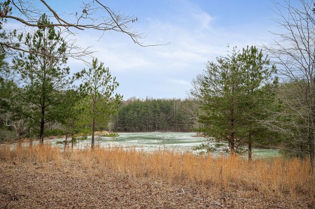 214 Edmonds Rd, Spencer, TN 38585