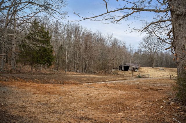 214 Edmonds Rd, Spencer, TN 38585