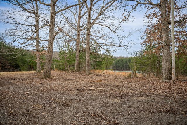 214 Edmonds Rd, Spencer, TN 38585