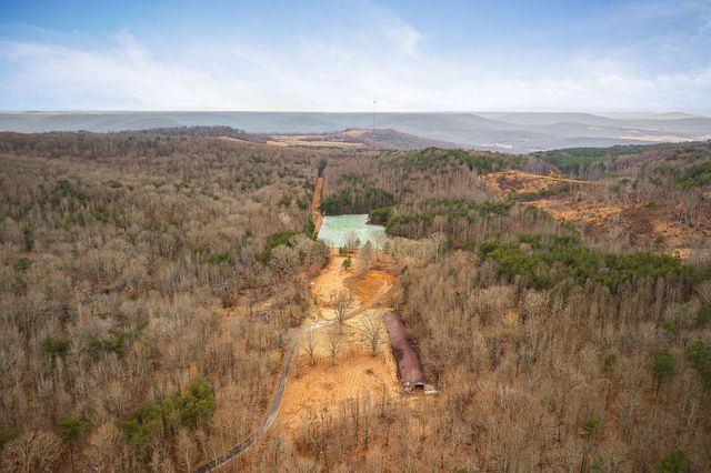 214 Edmonds Rd, Spencer, TN 38585