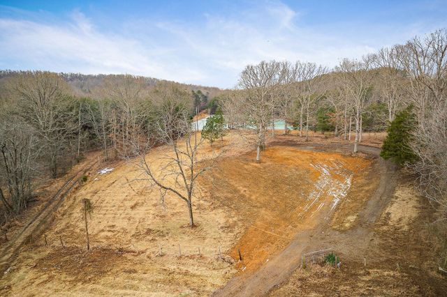 214 Edmonds Rd, Spencer, TN 38585