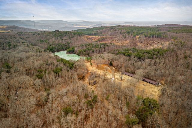 214 Edmonds Rd, Spencer, TN 38585