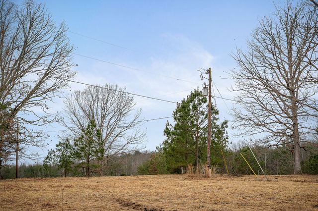 214 Edmonds Rd, Spencer, TN 38585