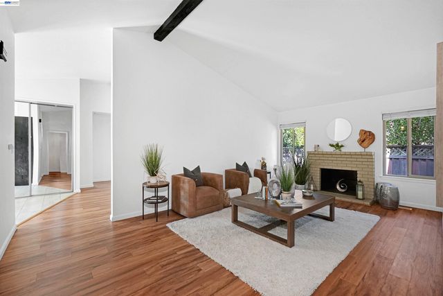 5551 Guadalupe Ct, Concord, CA 94521