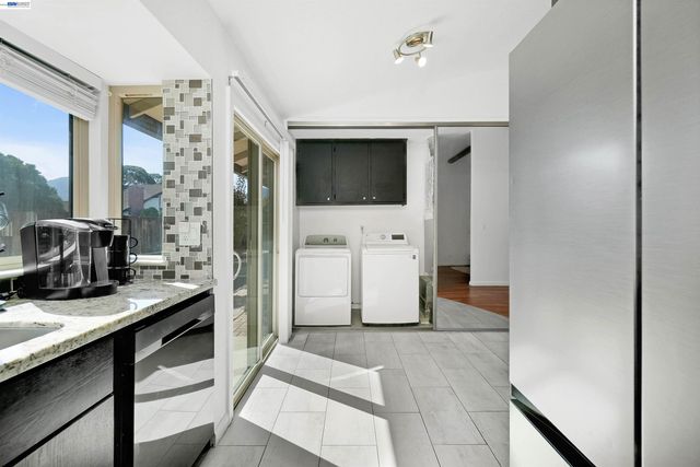 5551 Guadalupe Ct, Concord, CA 94521