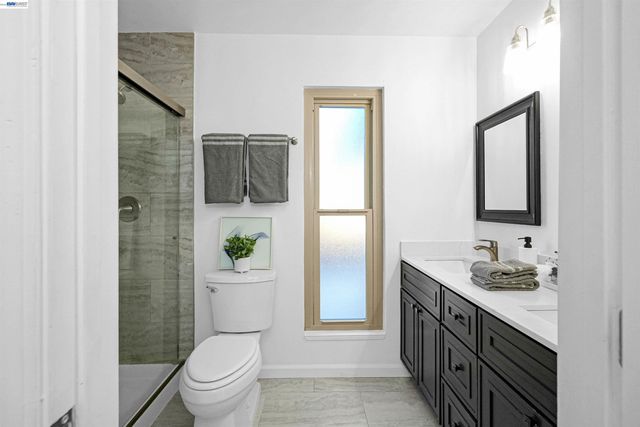 5551 Guadalupe Ct, Concord, CA 94521