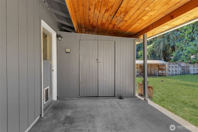 6902 157th Street Ct E, Puyallup, WA 98375